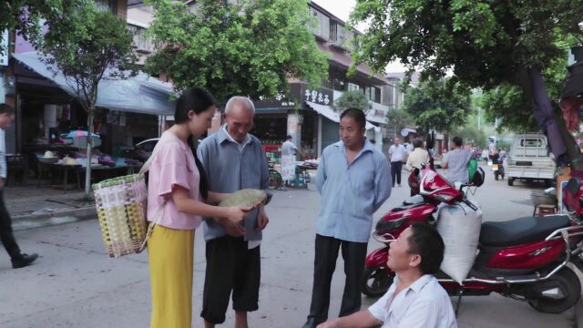 舒幺妹儿早起去农村集市,刚到街上就被这样东西吸引,你们认识吗