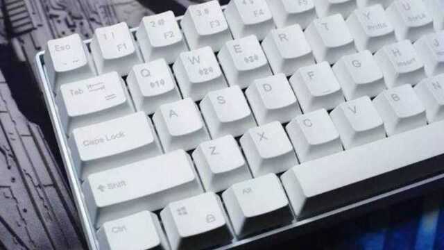 键盘字母的顺序为什么是QWERTY,不是ABCDE?原因出乎意料!