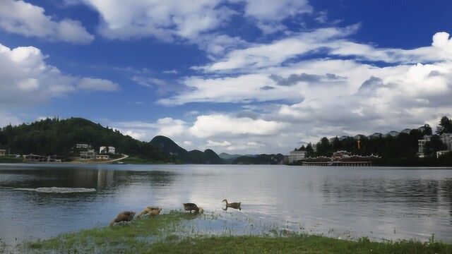 航拍贵阳百花湖,晚霞里的湖光山色真是美不胜收啊