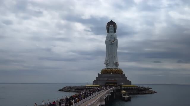 海南三亚,海上三面观音,高大108米,巍峨壮观