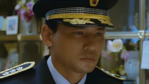 韩国电影是真敢拍，警察为了升职，竟捏造假案糊弄民众和总统