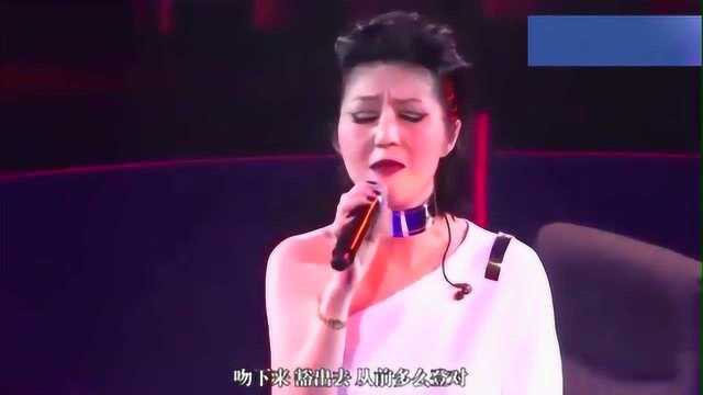 杨千嬅《小城大事》经典现场版