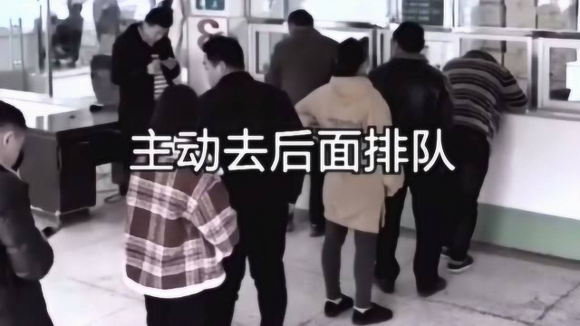 这种“小事”很简单,但是很温暖!一个人的力量也许小,但可以影响他人