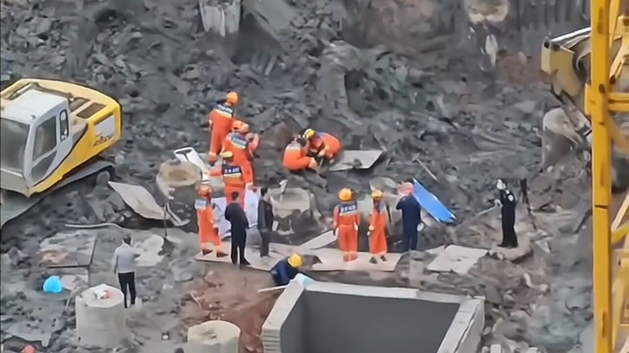 广州一在建工地发生塌方致2人死亡,目前现场已停工,视频曝光