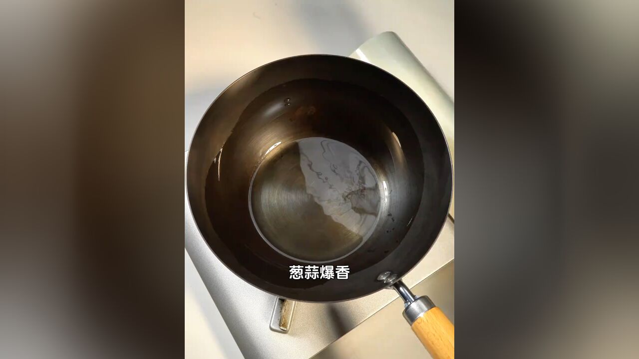 收藏这个超级好喝的番茄菌菇汤,给亲爱的她做一碗