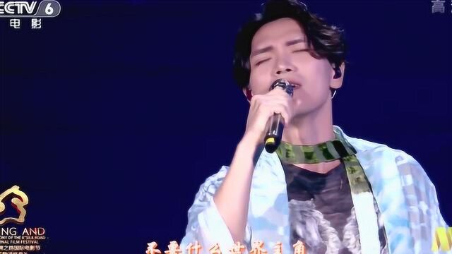 杨宗纬电影节唱《流浪地球》推广曲《星》,歌声太有感染力