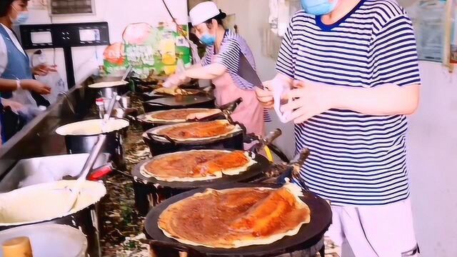 2个人经营20多平米的店铺 经济效益堪比中型酒店 怎么做到的