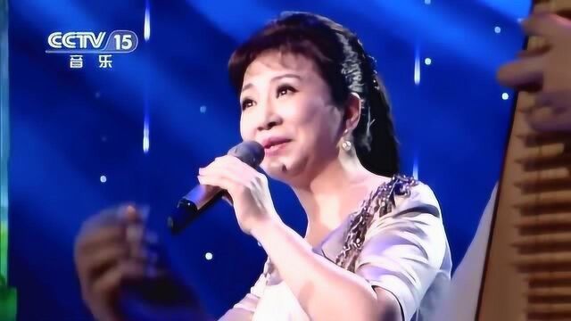 程桂兰演唱江南小调《无锡景》唱歌太棒了,人美歌甜!