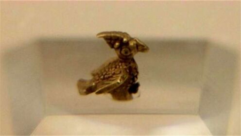 秦始皇祖坟出土一只黄金鸟，样子非常怪异，专家也不知其用途！