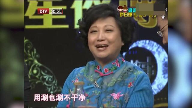 徐松子变身居家能手,现场讲解小妙招,轻松刷净小口瓶