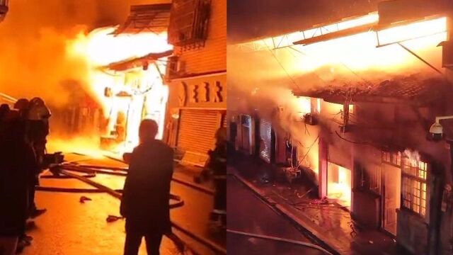 四川一民房燃起熊熊烈火,电路爆鸣火花四溅,救援现场惊心动魄