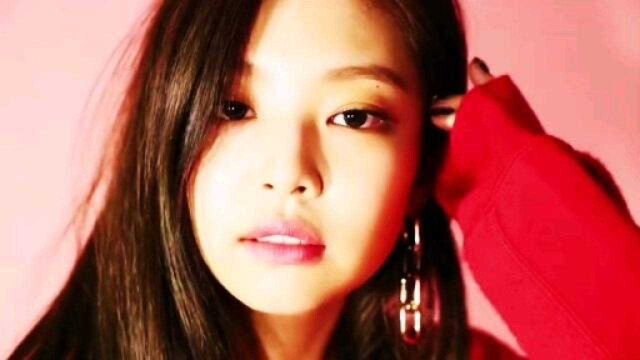 jennie广告、杂志混剪,妮妮的时尚表现力真的超可!