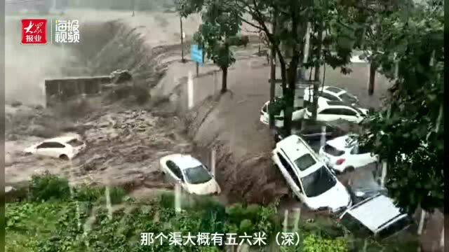 河南巩义持续暴雨洪水泛滥 部分村镇积水达3米