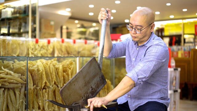 补品店老板跨界卖电动车:想多开店提升家庭话语权