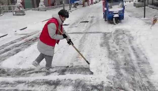 【扛红旗 当先锋】以雪为令 雪停路净 冬奥有我 请党放心