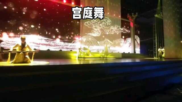 画面感太美的《宫廷舞》在乌镇大剧院舞台上演绎