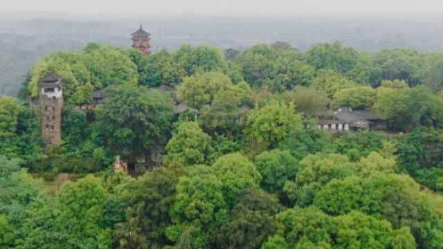 神龙山巴人石头城,史称“蛇龙山巴人石头城”