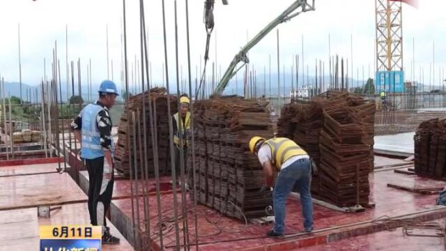 2022年6月13日 区中医医院迁建项目:热火朝天跑出建设“加速度”