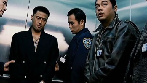 电影：于荣光气场全开，戴着手铐还不忘调侃刘青云，抢劫刑警总部。