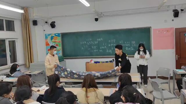 商学院举办“学习内务整理,共建美好生活”主题活动