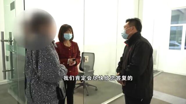 特斯拉太原中心:新车刚出门15分钟,玻璃就裂了,有时还会“自己”上下……(视频)