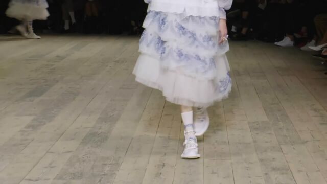 英国服装品牌Simone Rocha(西蒙娜ⷧ𝗨ŽŽ)2020年SS时装秀