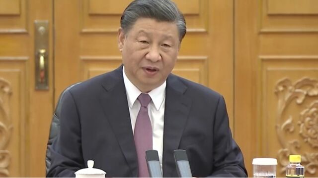 习近平同刚果(金)总统举行会谈