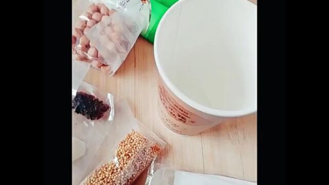 内蒙古青图腾宠爱小锅茶 110克杯装固体饮料咸味奶茶速溶即饮