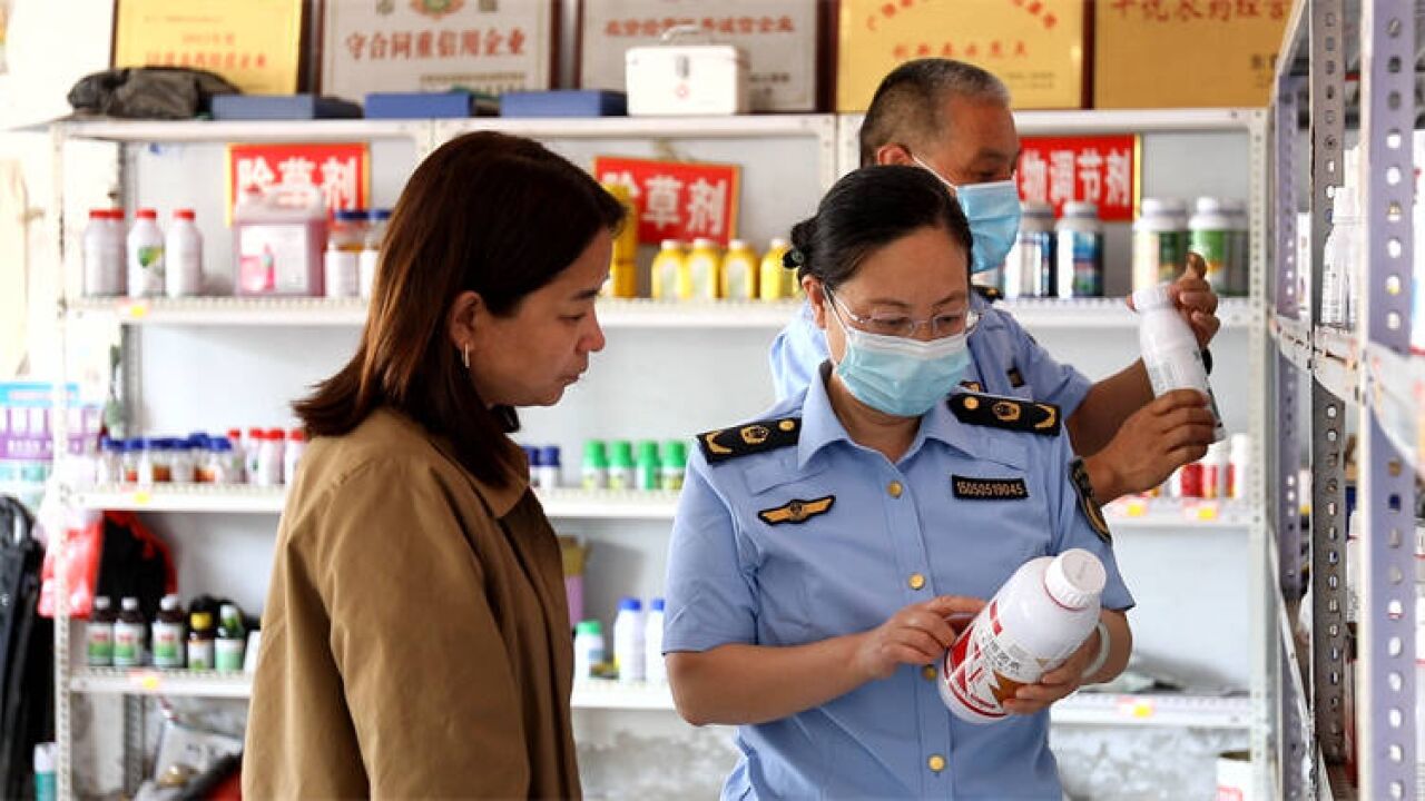 广饶县:开展农资市场专项行动 让农户用上放心农资