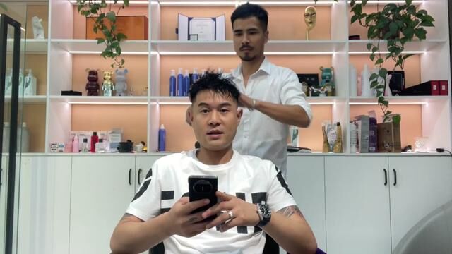 造型全过程#男士理发馆barbershop #让你笑着走出这个理发店 #网红理发店打卡视频