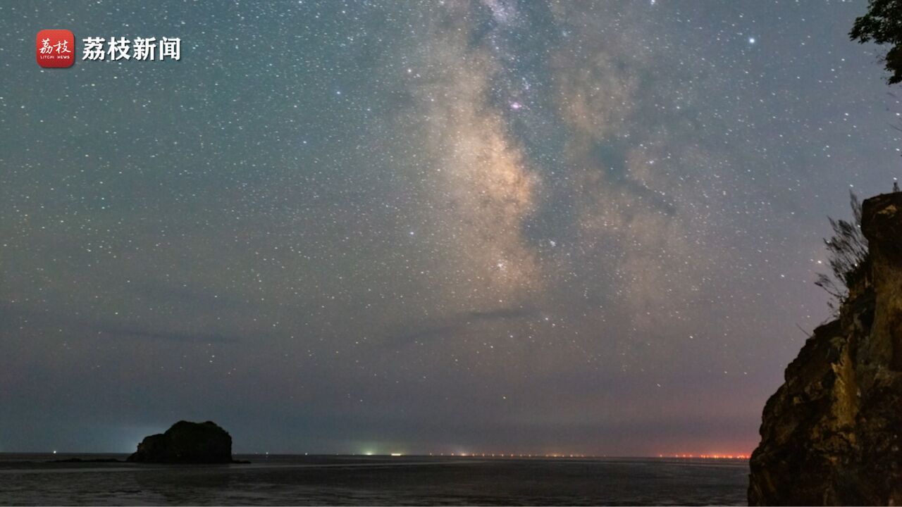 星辰大海!延时摄影记录黄海海岸星河灿烂