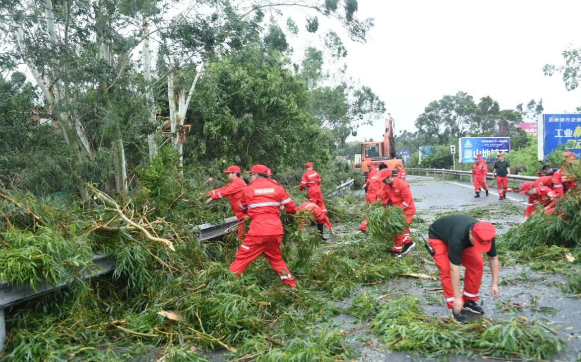 视频丨抗击台风,中国安能二局紧急驰援福建泉州晋江