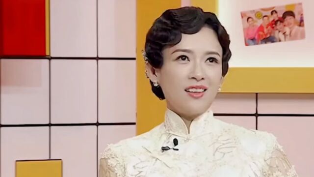 章子怡带儿女逛街 2岁儿子正面曝光酷似汪峰 