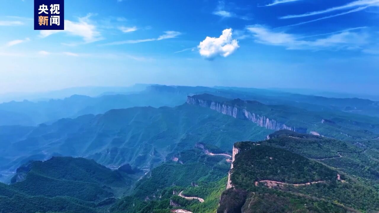 夏日太行 生机勃勃 无尽秀色尽收眼底