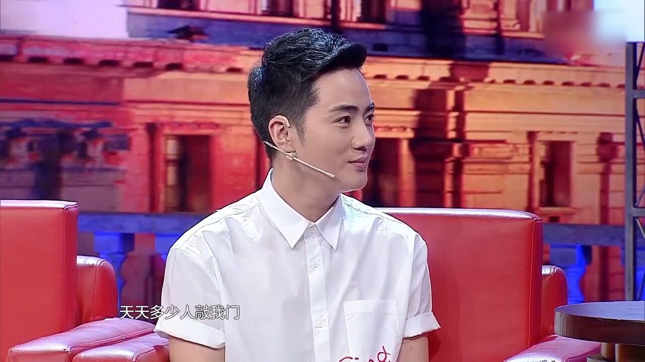 好好的演员不当,竟当起微商卖面膜了?余少群直言:吃了亏