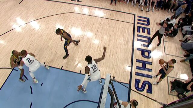 较上劲了！特纳无视3J钉板大帽强势灌筐