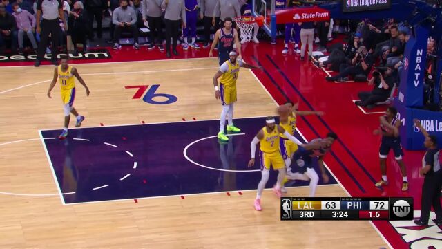 回顾费城vs湖人交手记录：湖人内线能否扛住恩比德无线冲击