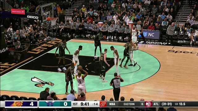 NBA常规赛：太阳vs黄蜂第1节英文原声回放