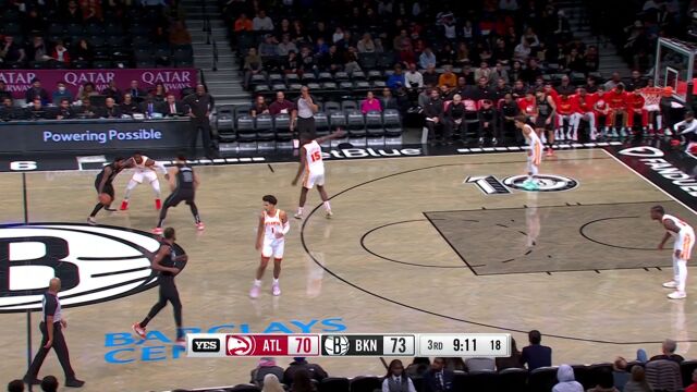 接二连三投中搞崩对手心态 欧文哈里斯连中三分