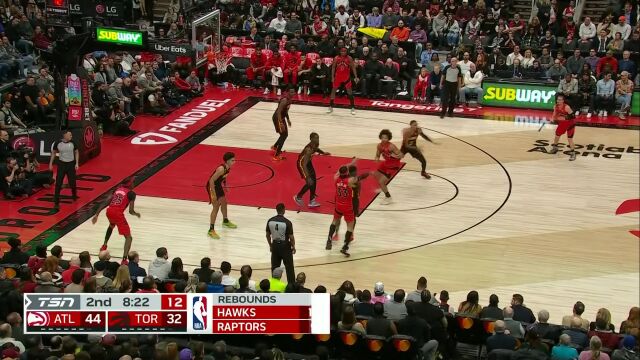 NBA常规赛：老鹰vs猛龙第2节英文原声回放