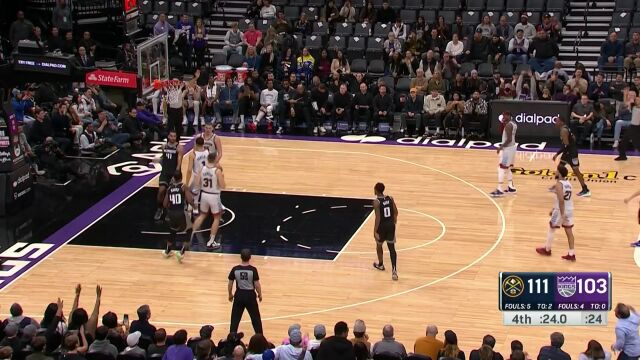 依旧没有放弃希望 赫尔特福克斯连续三分命中为球队续上火力