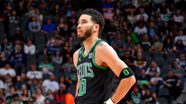 塔图姆vs马刺集锦 砍全场最高34分 制胜球展MVP水准