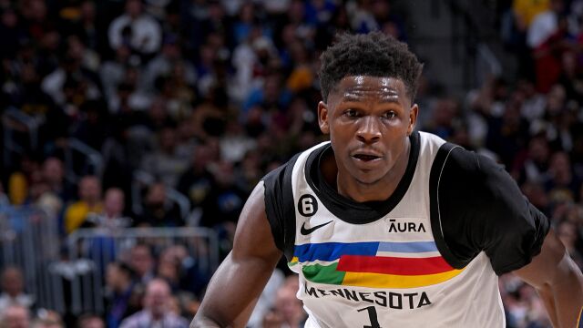 爱德华兹vs掘金集锦 轰下41分创季后赛生涯新高难救主