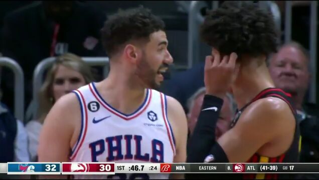 NBA常规赛：76人vs老鹰第1节中文解说回放