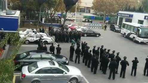 城阳灭门案嫌犯押解回青