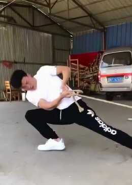 乌龟-哎呦，这小样力气真大！ - 腾讯视频