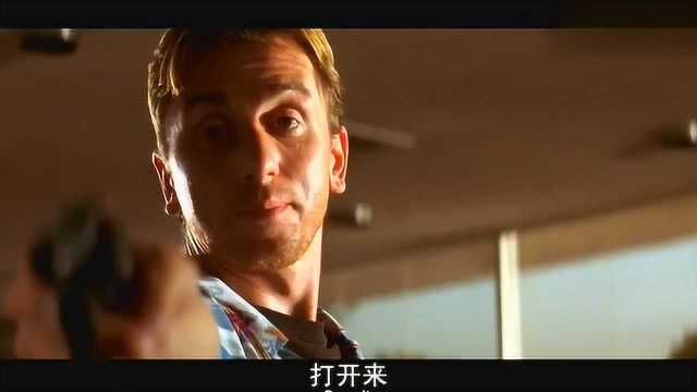 1994年戛纳金棕榈奖最佳影片《低俗小说》:餐厅抢劫