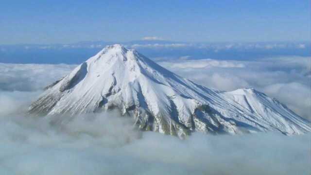 美丽的新西兰山地景观航拍