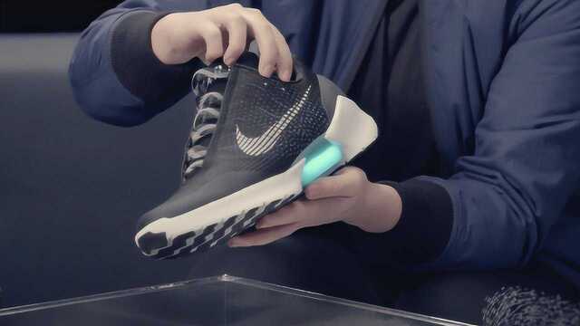 耐克确认,新款HyperAdapt智能鞋价格更低,350美元一双