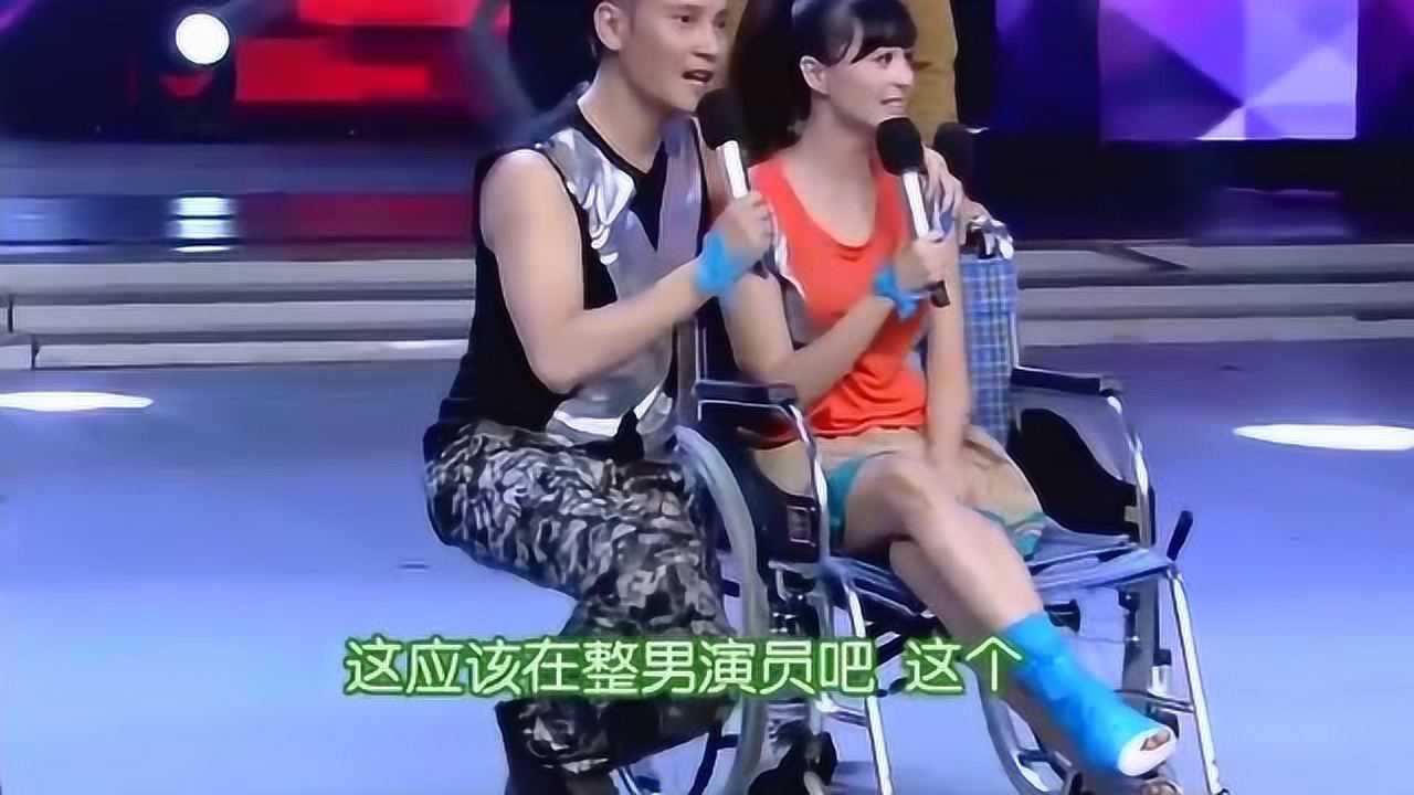 演员助力赵丽颖女演员腿骨折了示范能拍行走戏